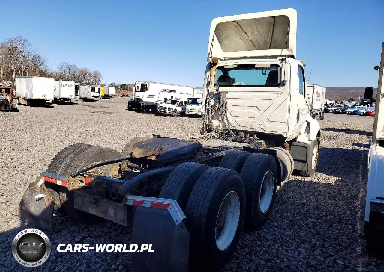 2018 International Lt625 Semi Truck VIN:3HSDZTZR0JN213640 - 4