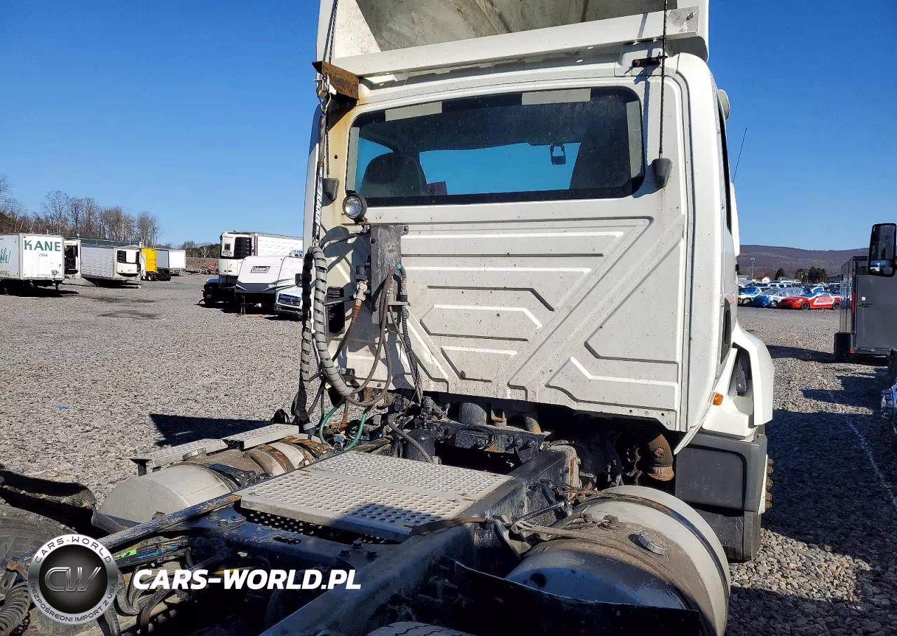 2018 International Lt625 Semi Truck VIN:3HSDZTZR0JN213640 - 6