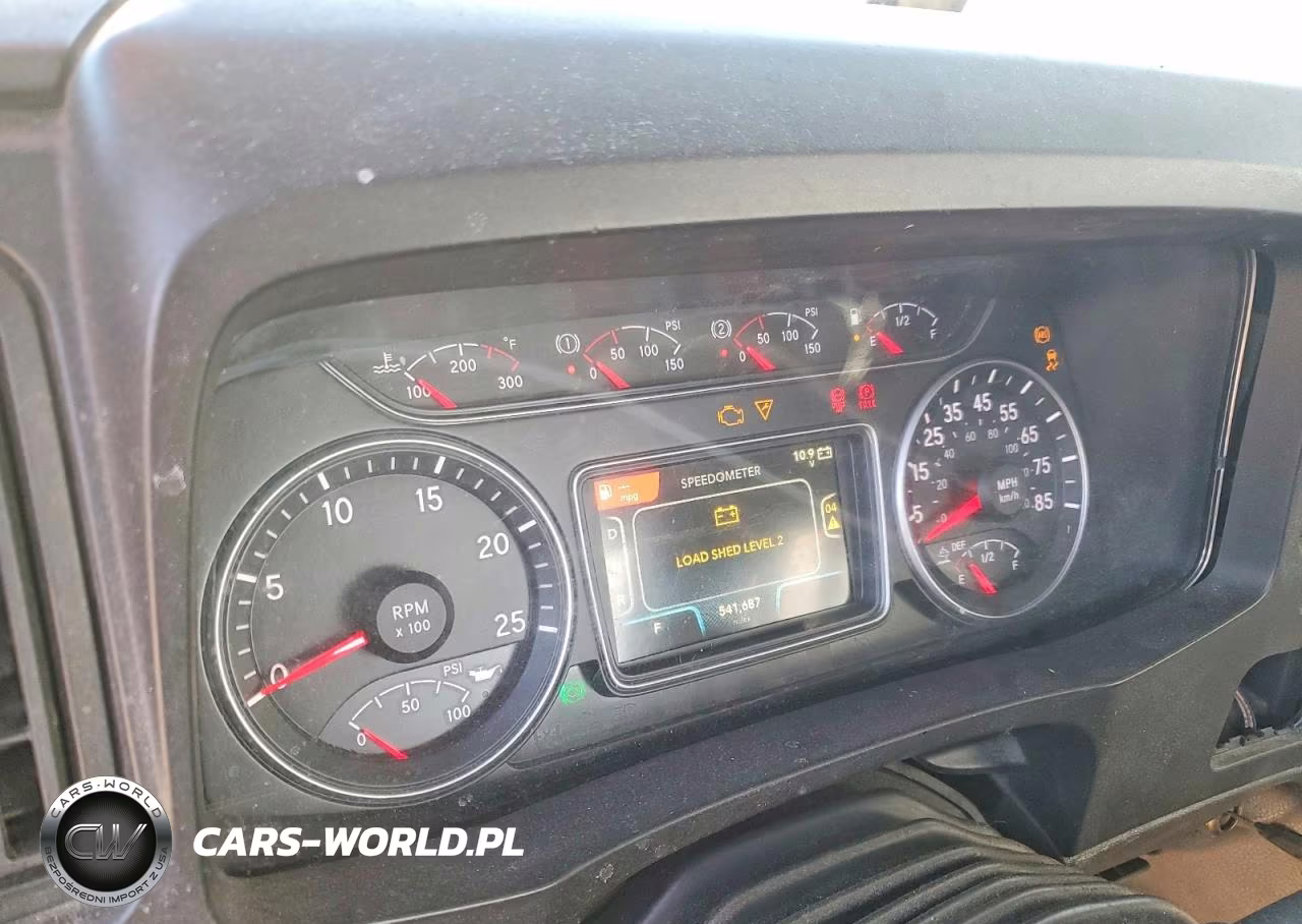 2018 International Lt625 Semi Truck VIN:3HSDZTZR0JN213640 - 8