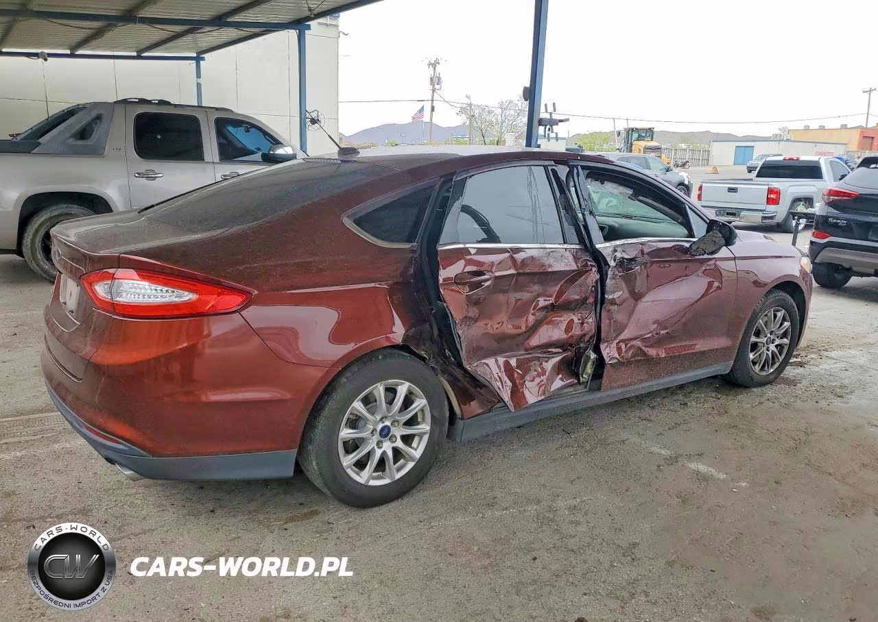 2016 Ford Fusion S VIN:3FA6P0G76GR354355 - 3