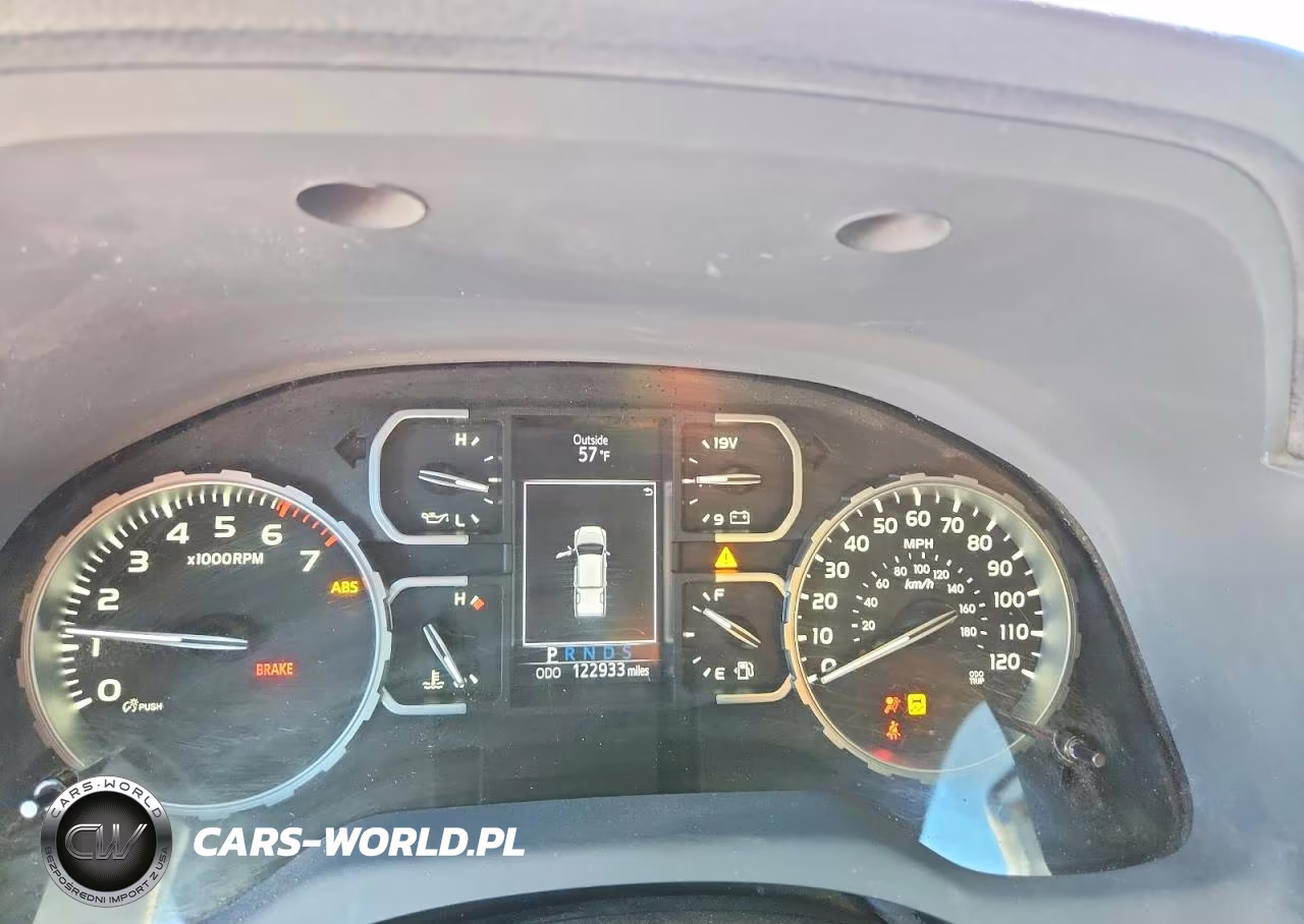 2019 Toyota Tundra Platinum VIN:5TFAY5F17KX811797 - 9