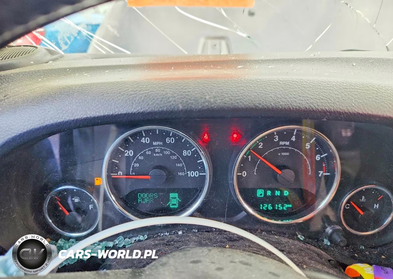2017 Jeep Wrangler Unlimited Sport VIN:1C4BJWDG2HL517360 - 9
