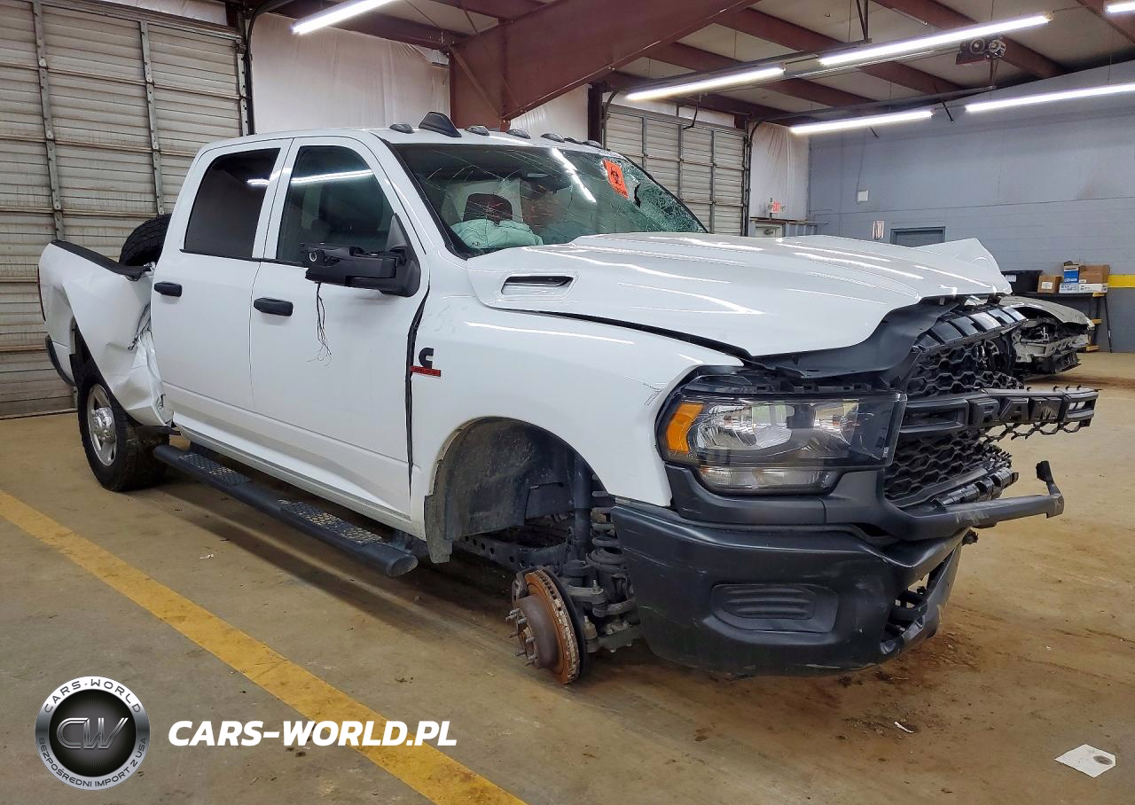 2023 Ram 3500 Tradesman VIN:3C63R3CL4PG545903 - 4