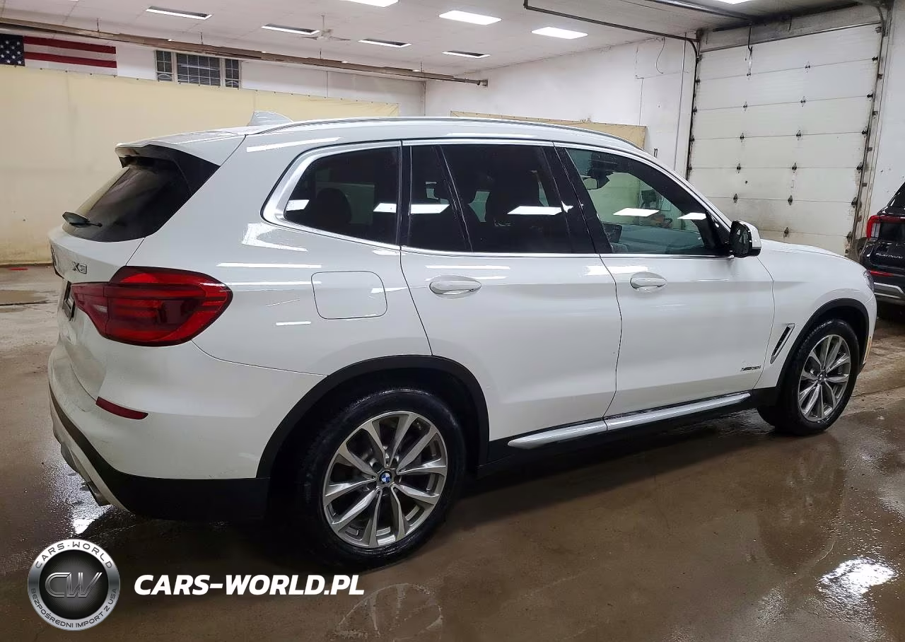 2018 BMW X3 xDrive30I VIN:5UXTR9C57JLA44514 - 3