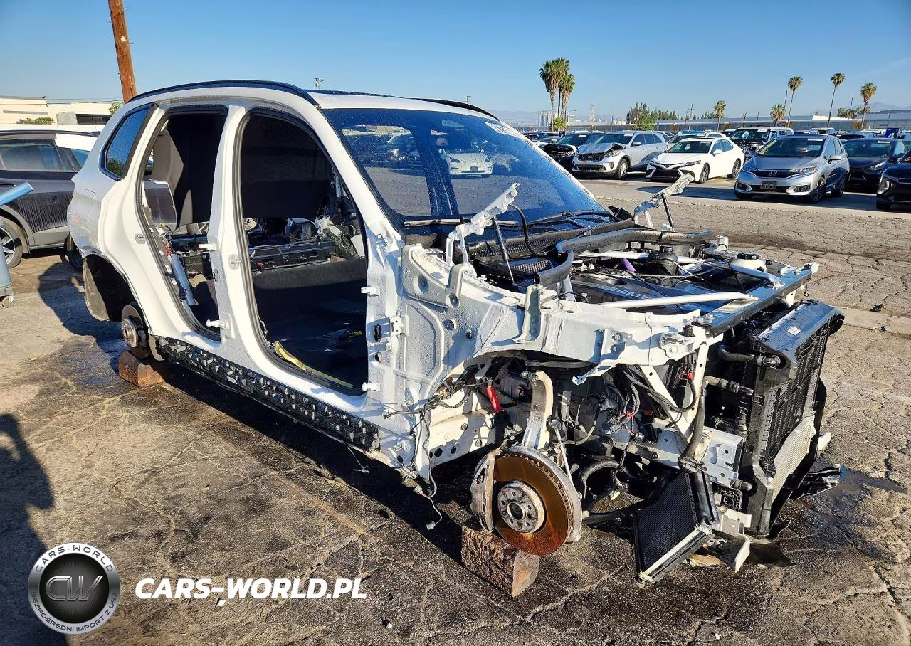 2024 BMW X5 xDrive40I VIN:5UX23EU07R9T10337 - 4