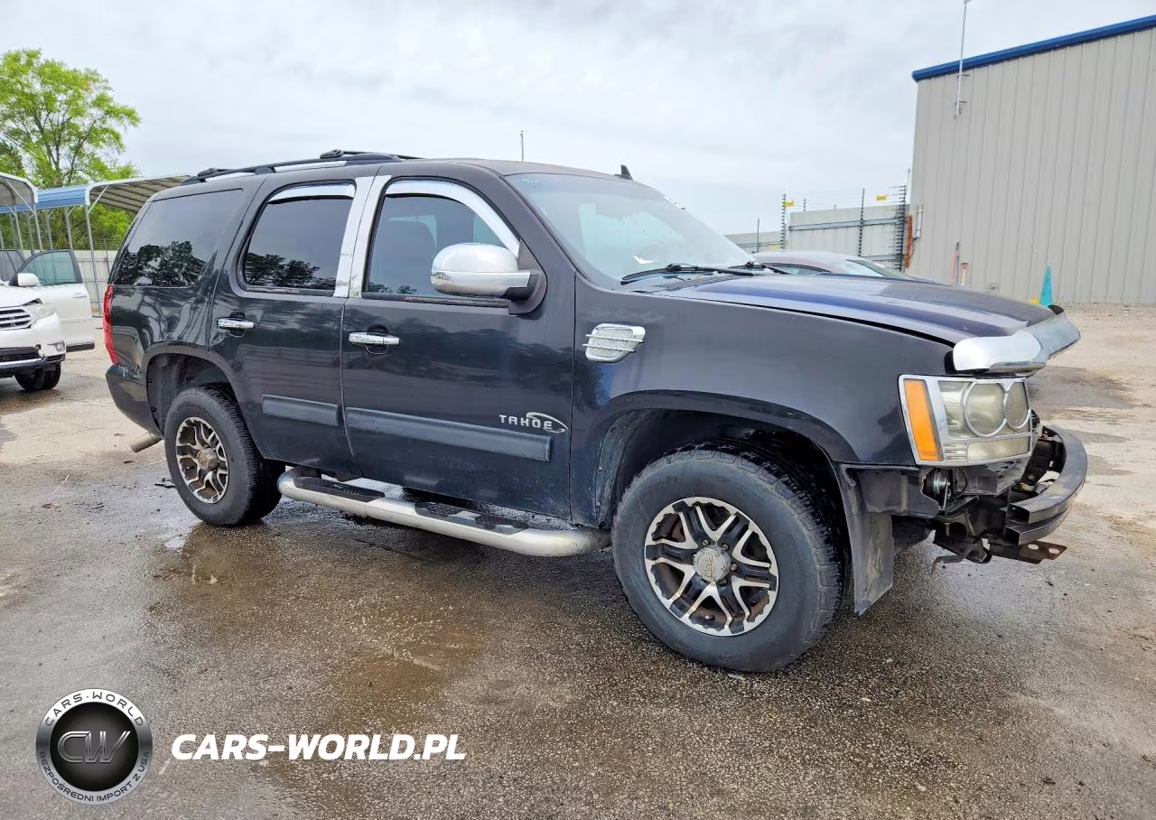 2011 Chevrolet Tahoe C1500 Ls VIN:1GNSCAE05BR140274 - 4