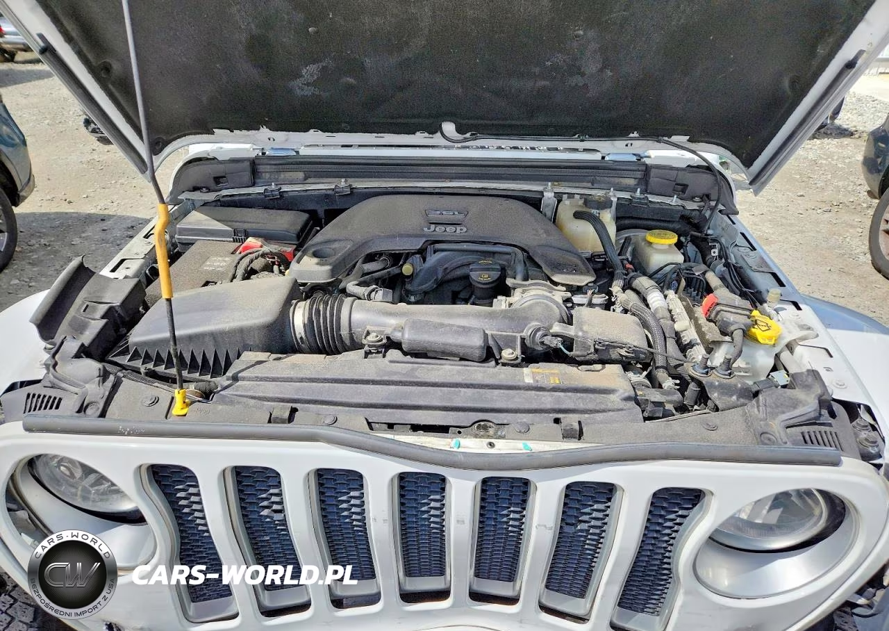 2018 Jeep Wrangler Unlimited Sahara VIN:1C4HJXEG3JW299870 - 12