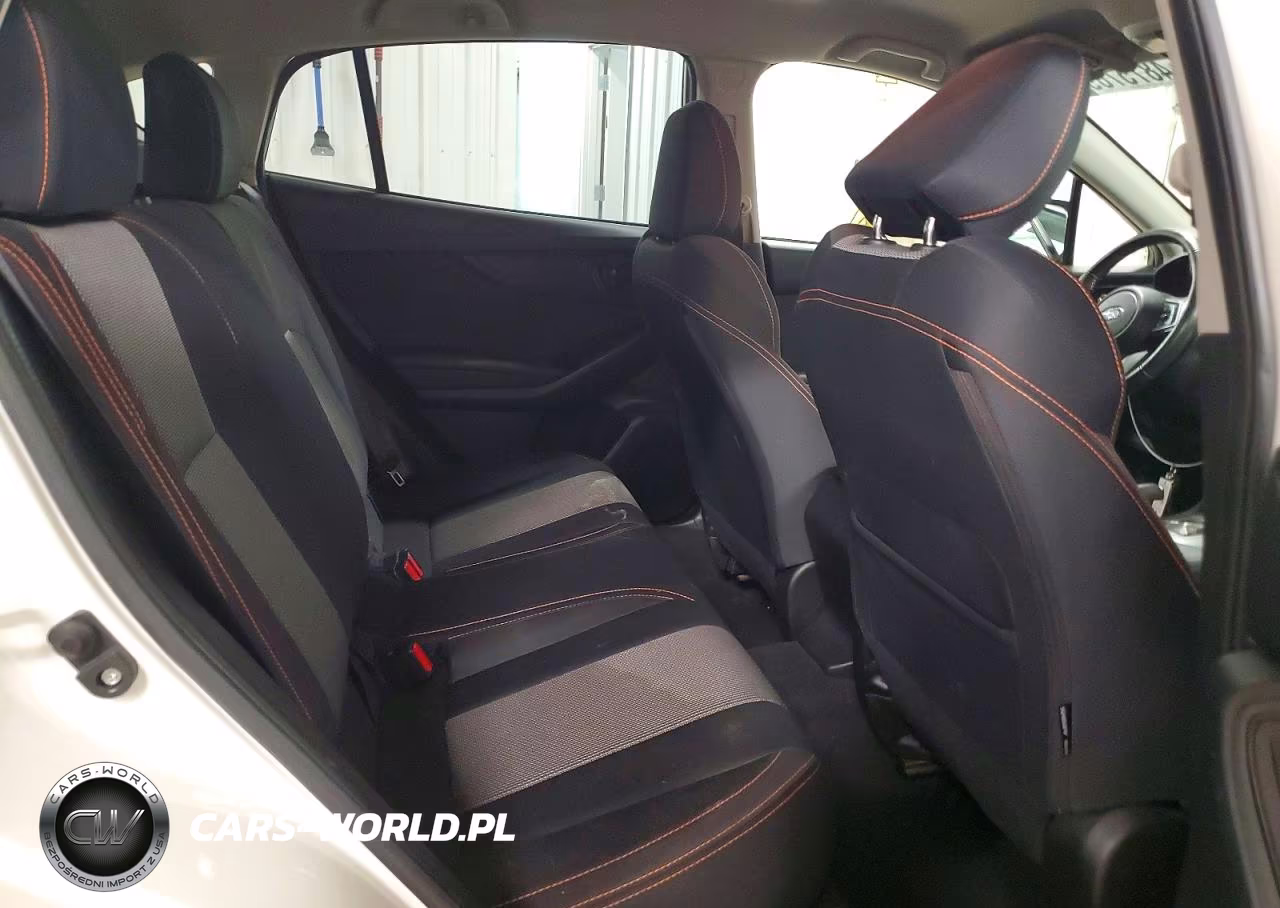 2018 Subaru Crosstrek Premium VIN:JF2GTADC3J8273499 - 10