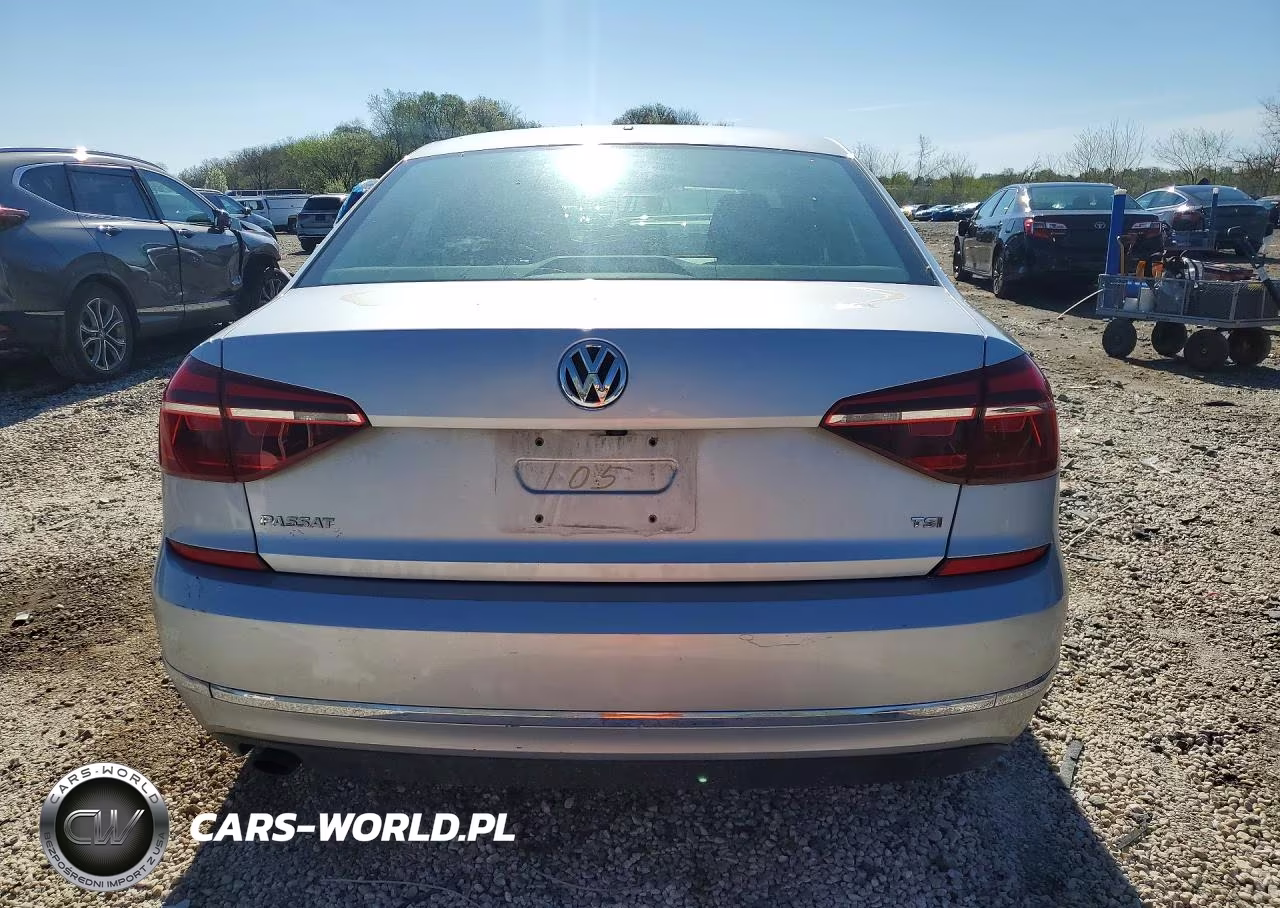 2018 Volkswagen Pasaat VIN:1VWAA7A39JC016083 - 6