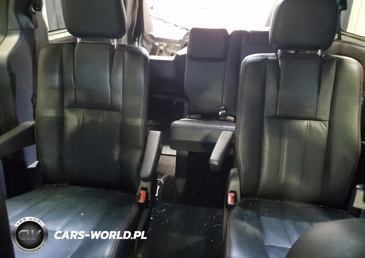 2018 Dodge Grand Caravan Gt VIN:2C4RDGEG2JR344544 - 10