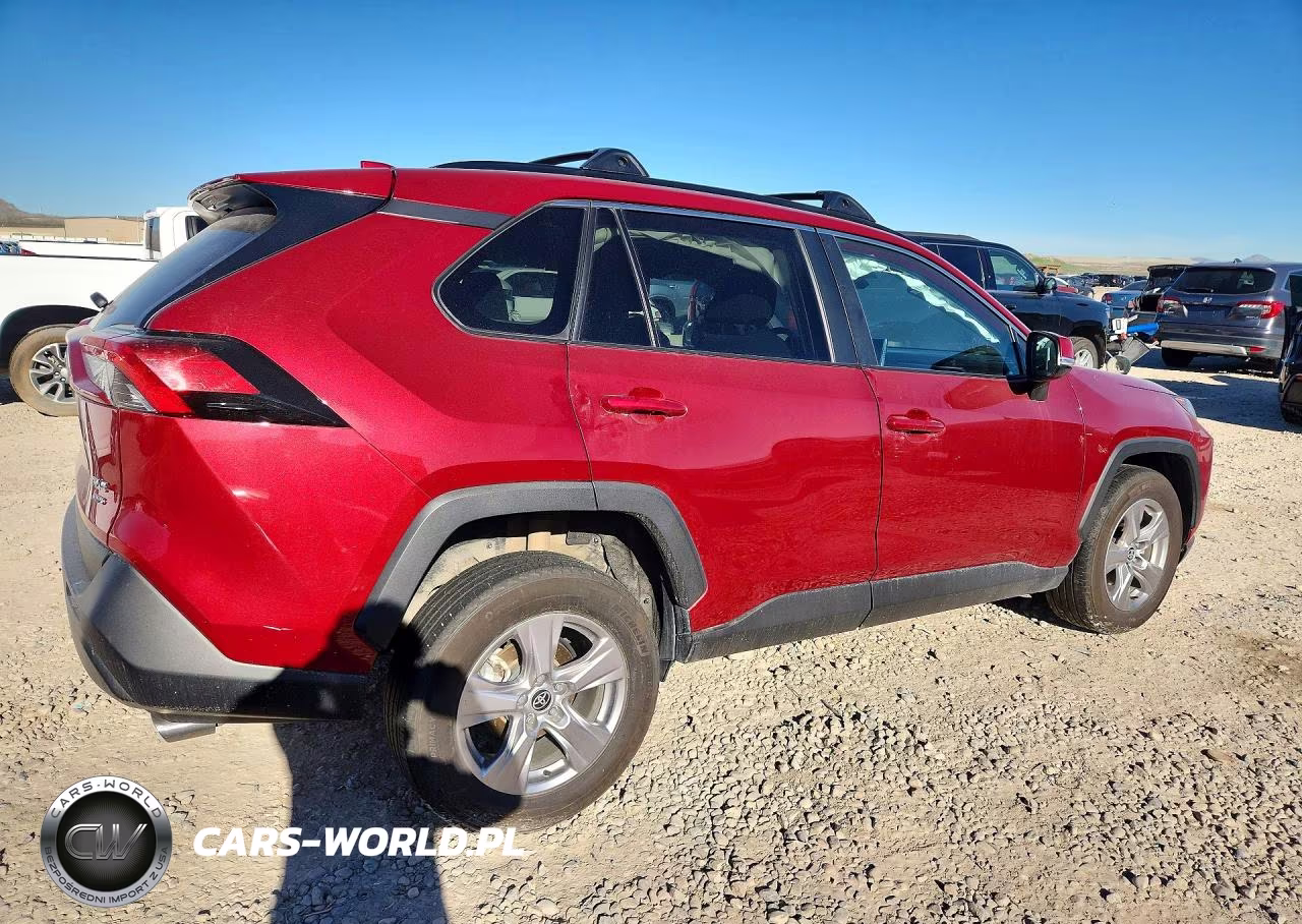 2023 Toyota Rav4 Xle VIN:2T3P1RFV1PW354022 - 3