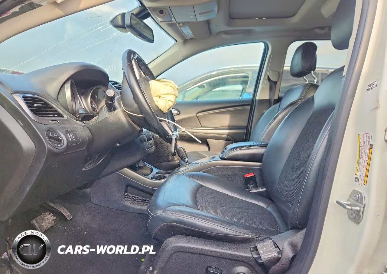 2020 Dodge Journey Crossroad VIN:3C4PDCGB9LT266992 - 7