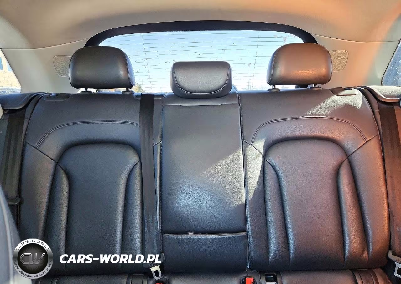 2015 Audi Q3 Premium Plus VIN:WA1EFCFS8FR013429 - 10