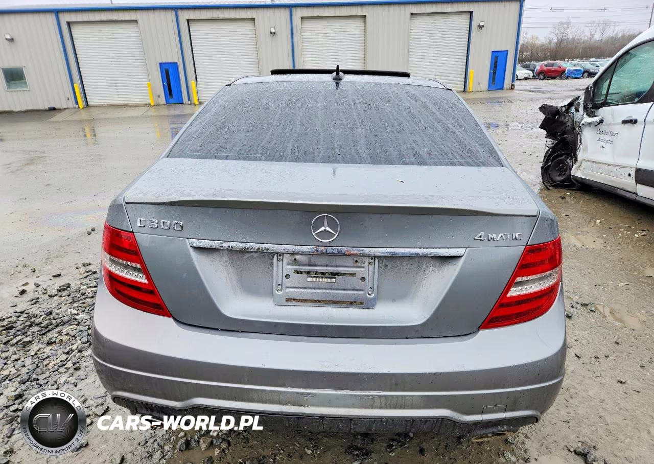 2014 Mercedes-Benz C 300 4Matic VIN:WDDGF8AB5ER311217 - 6