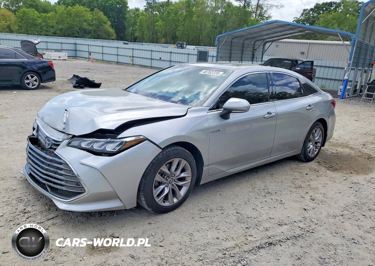 2021 Toyota Avalon Hybrid Xle
