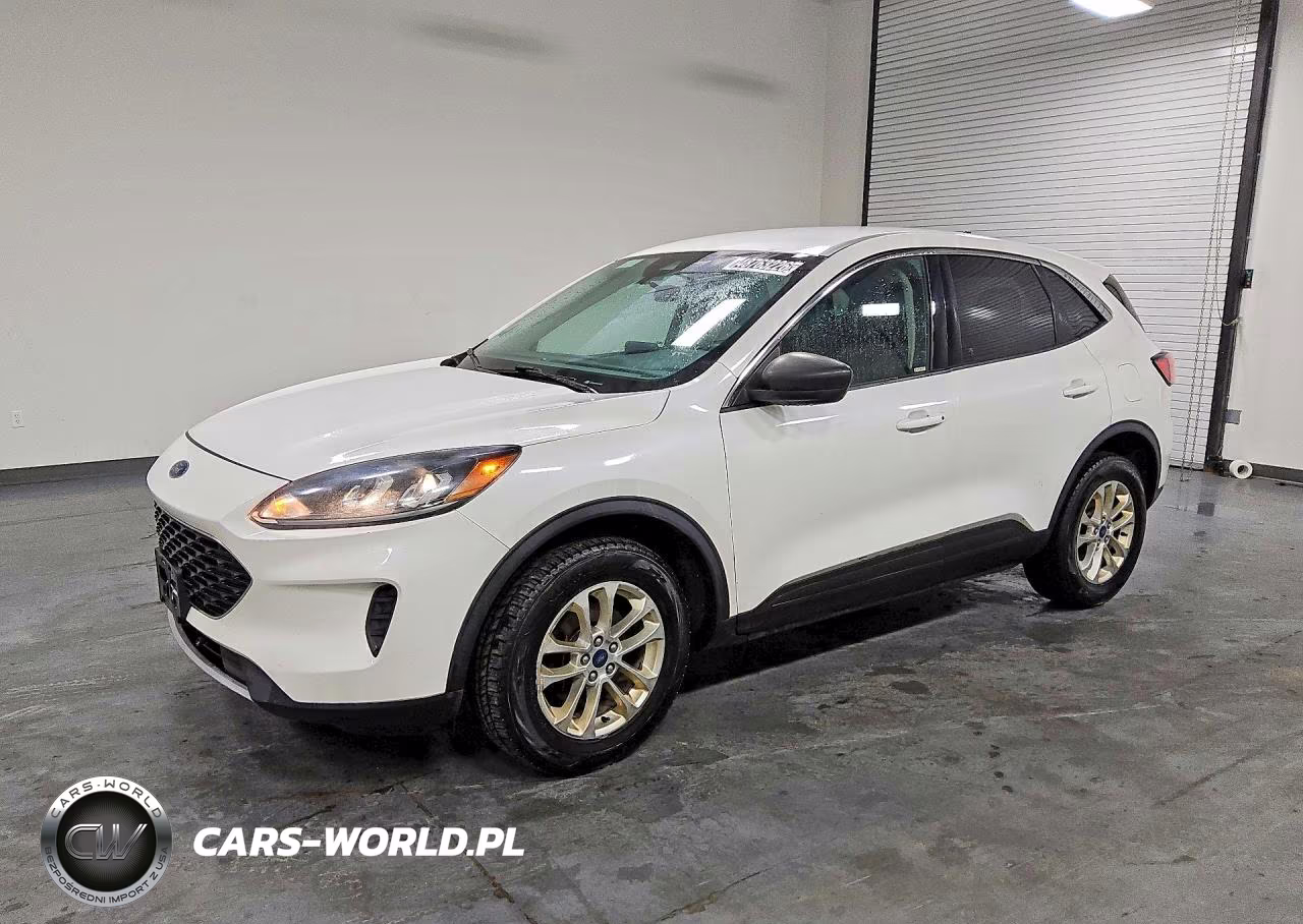 2022 Ford Escape Se