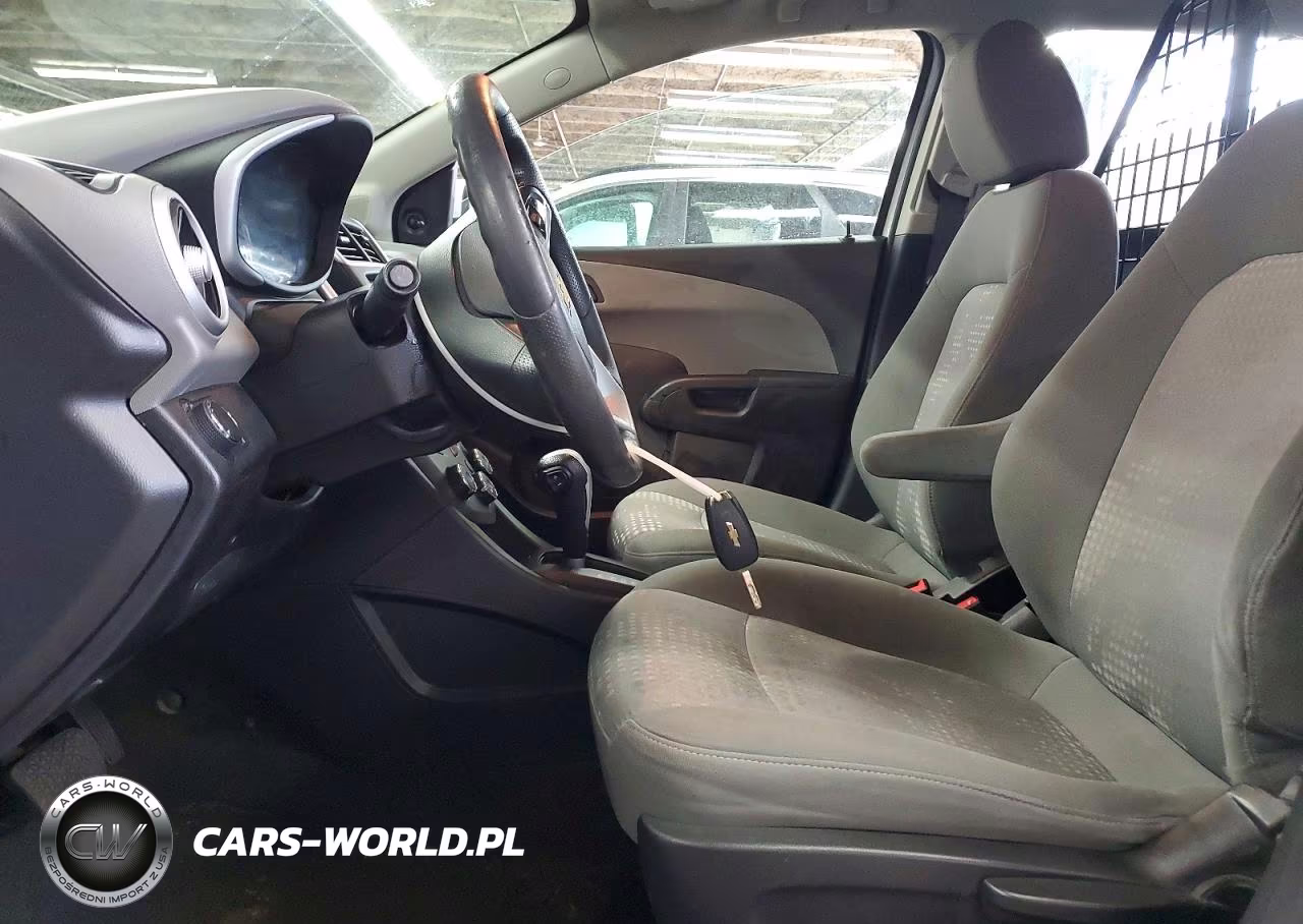 2020 Chevrolet Sonic VIN:1G1JG6SB2L4139845 - 7
