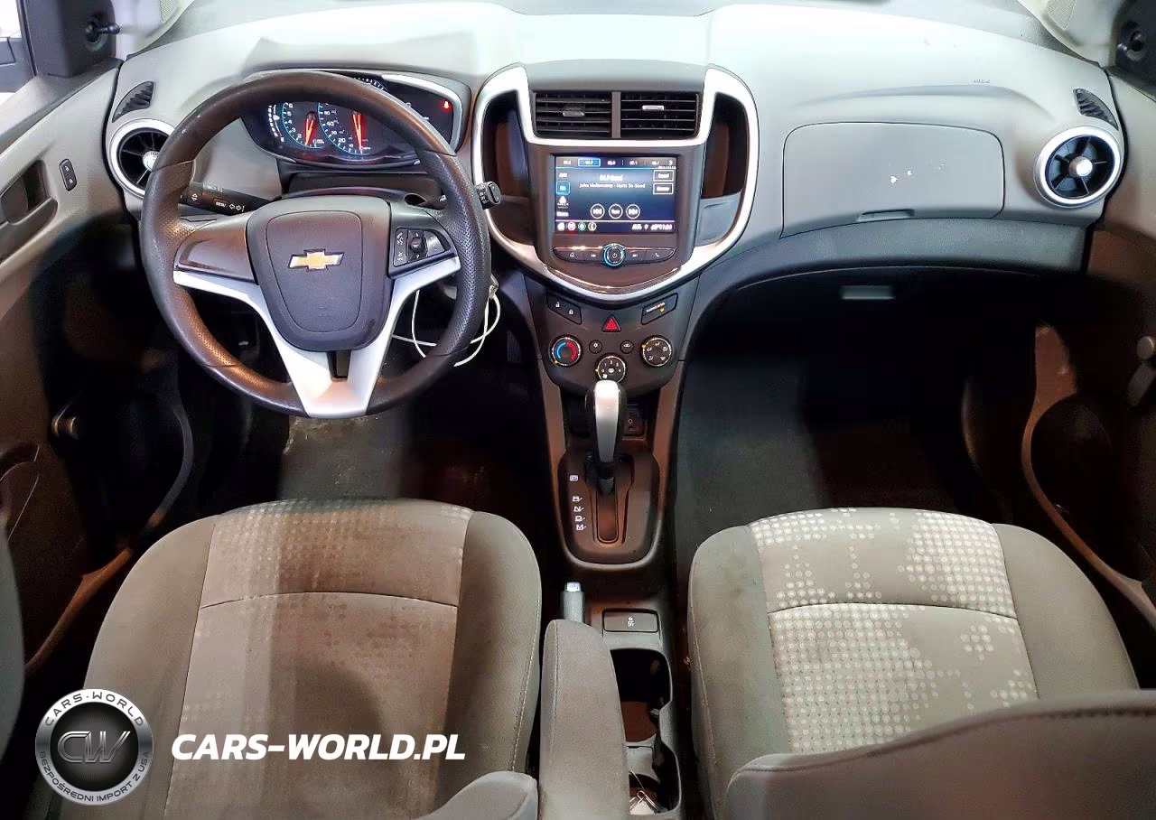 2020 Chevrolet Sonic VIN:1G1JG6SB2L4139845 - 8
