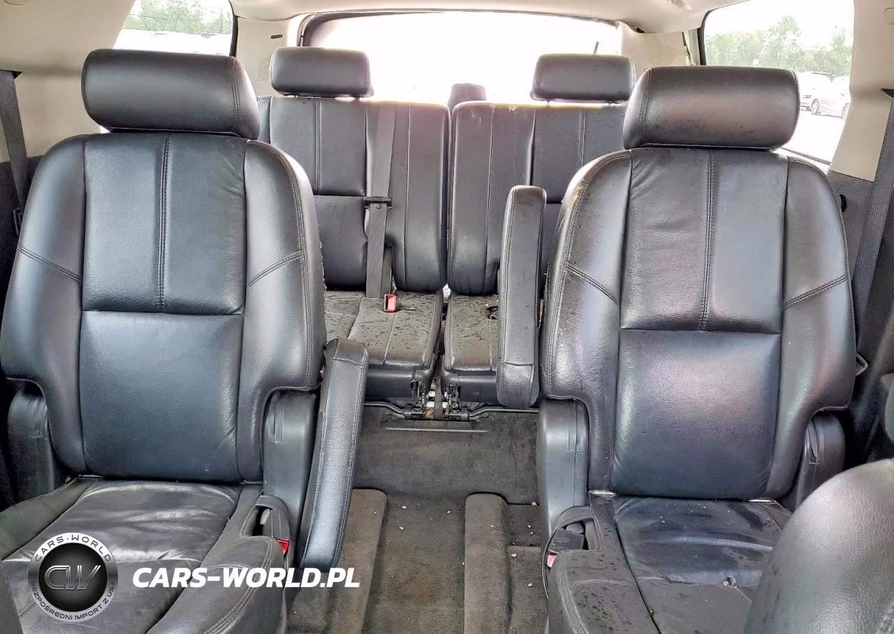 2008 Chevrolet Suburban C1500 Ls VIN:1GNFC16098R246087 - 10