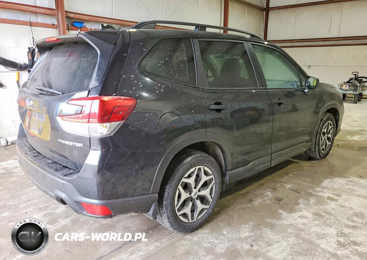 2021 Subaru Forester Premium VIN:JF2SKAJC2MH440750 - 3