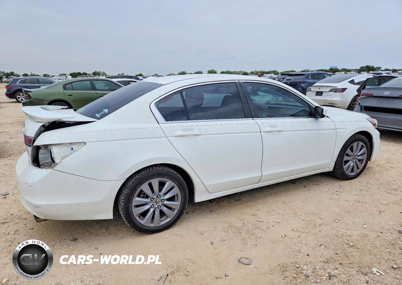 2011 Honda Accord Exl VIN:1HGCP2F86BA091789 - 3