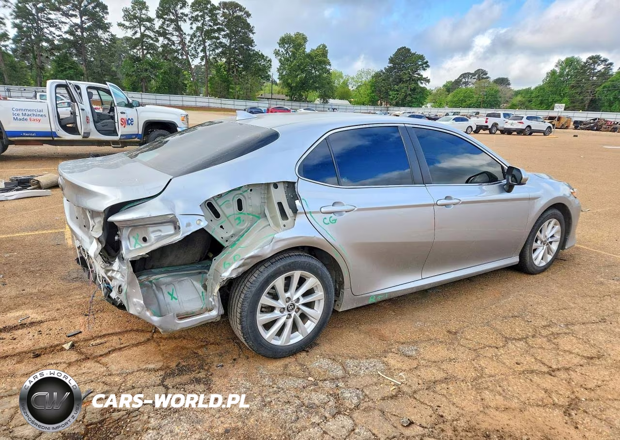 2023 Toyota Camry Le VIN:4T1C11AKXPU828586 - 3