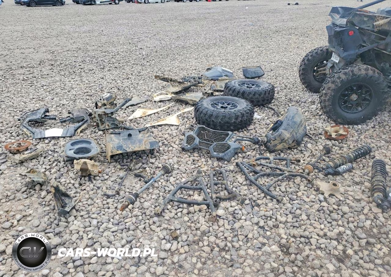 2019 Can-Am Maverick X3 Utility Vehicle VIN:3JBVGAY41KK002434 - 10