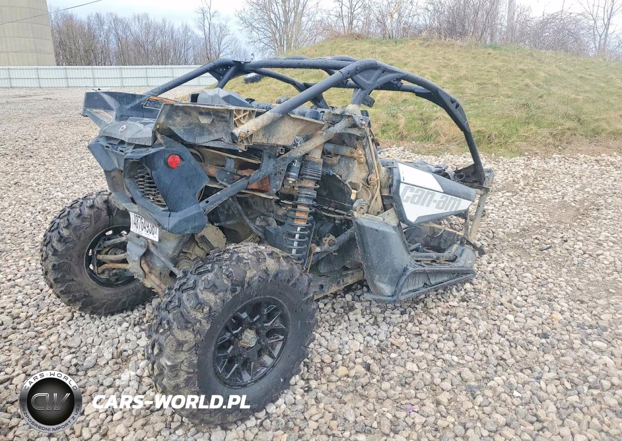 2019 Can-Am Maverick X3 Utility Vehicle VIN:3JBVGAY41KK002434 - 4