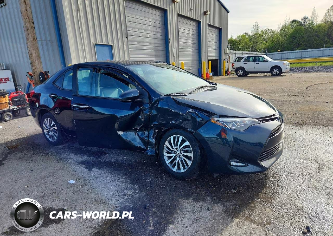2017 Toyota Corolla Xle VIN:2T1BURHE0HC784103 - 4
