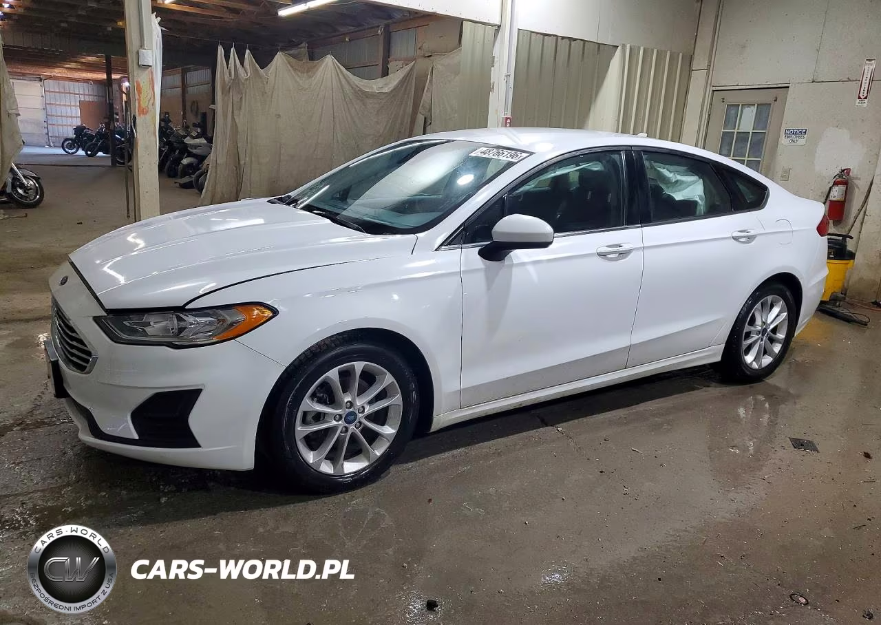 2019 Ford Fusion Se – zdjęcie 1 z 13