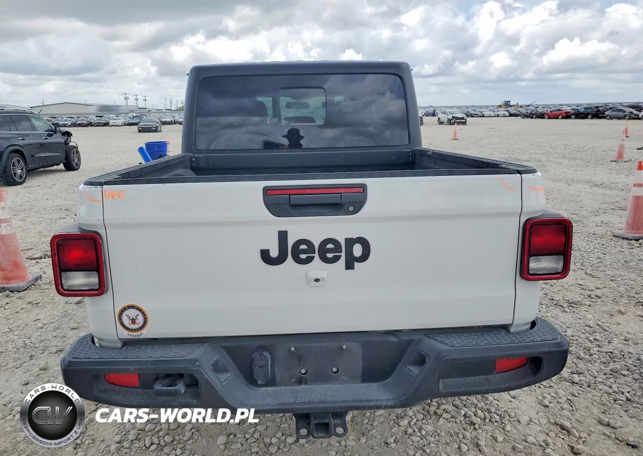 2020 Jeep Gladiator Sport VIN:1C6HJTAG0LL214459 - 6