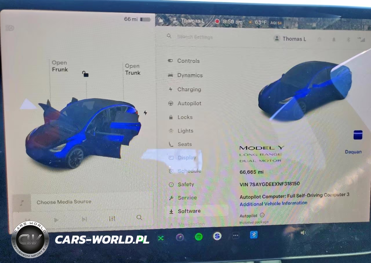 2022 Tesla Model Y VIN:7SAYGDEEXNF318150 - 9
