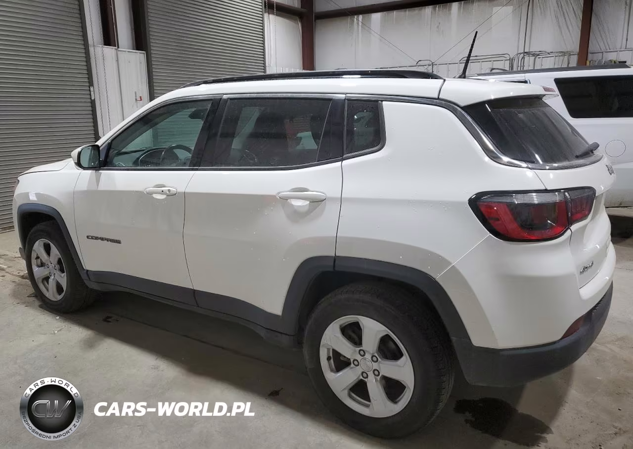 2018 Jeep Compass Latitude VIN:3C4NJDBB2JT284115 - 2