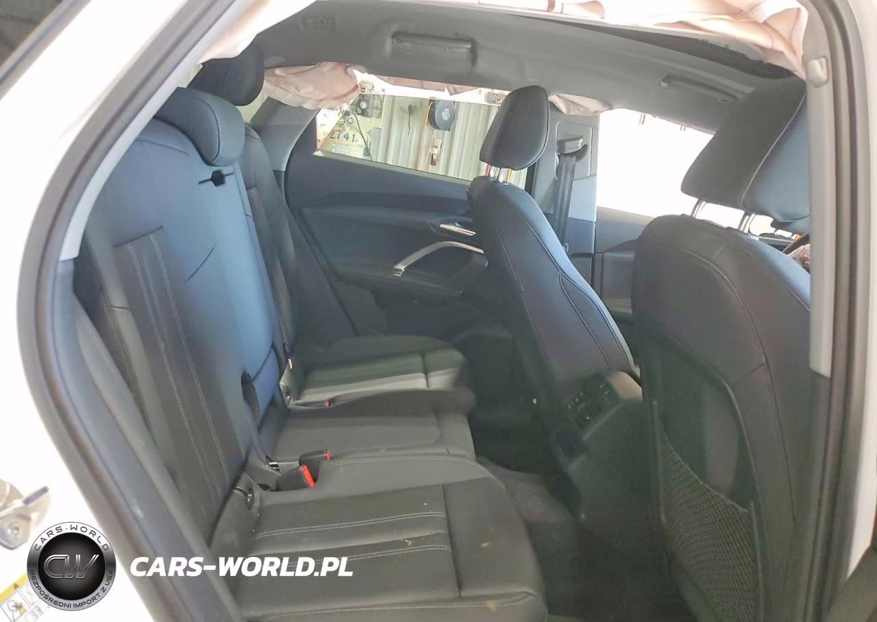 2025 Audi Q5 Premium VIN:WA11AAGU4S2097429 - 11