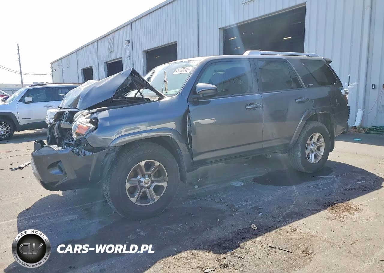 2017 Toyota 4Runner Sr5