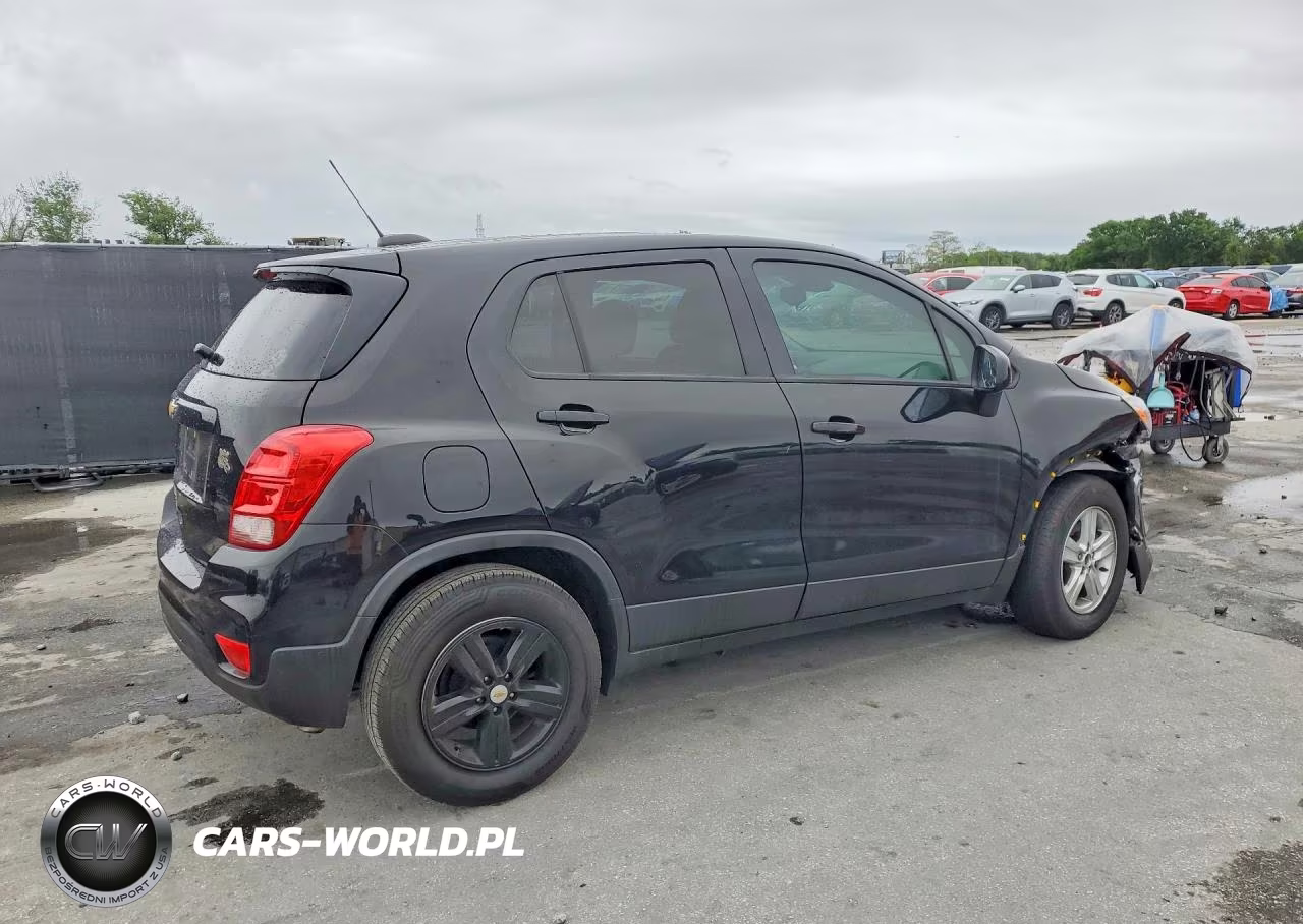 2021 Chevrolet Trax Ls VIN:KL7CJKSB1MB332444 - 3