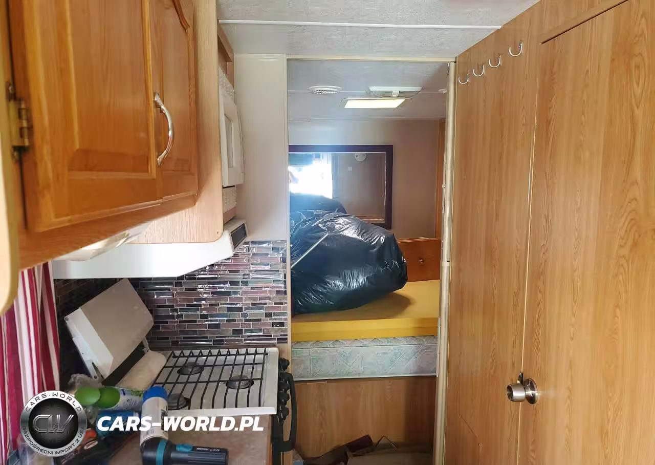 2002 Workhorse Custom Chassis Motorhome Chassis P3500 VIN:5B4LP57G623345467 - 6