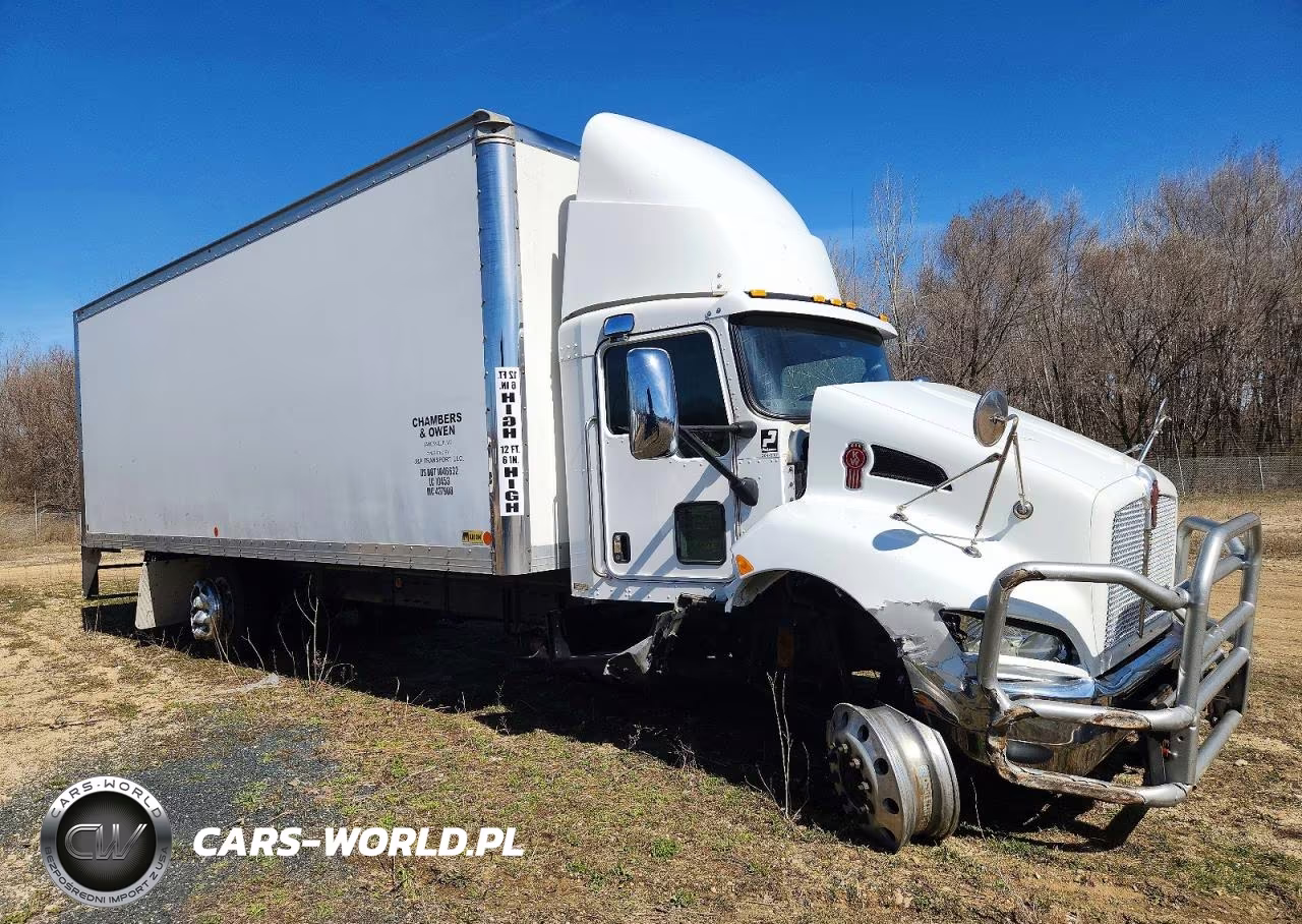 2021 Kenworth T370 Box Truck