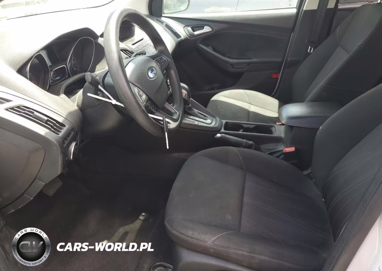 2017 Ford Focus Se VIN:1FADP3F20HL315694 - 7