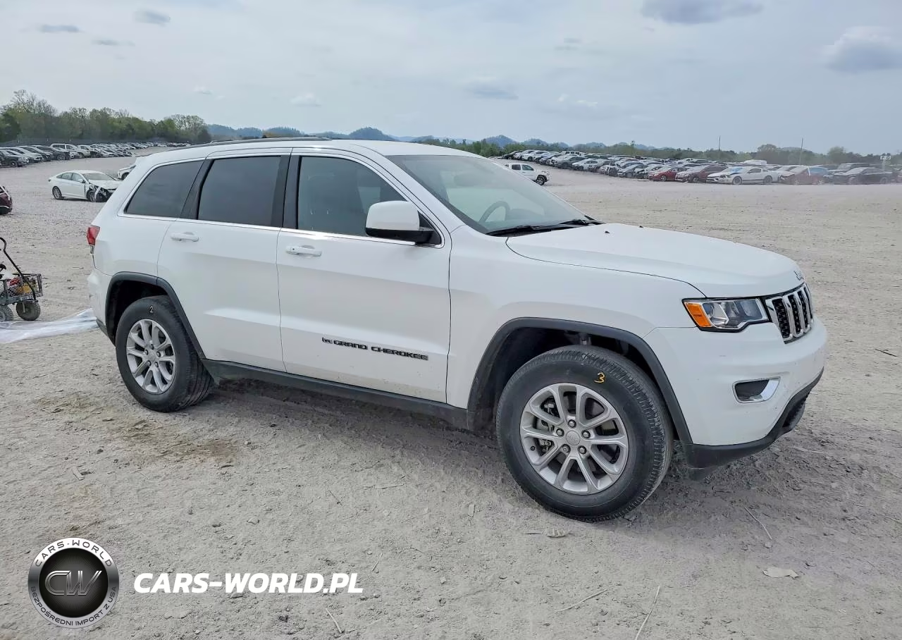 2022 Jeep Grand Cherokee Laredo E VIN:1C4RJEAG8NC153910 - 4