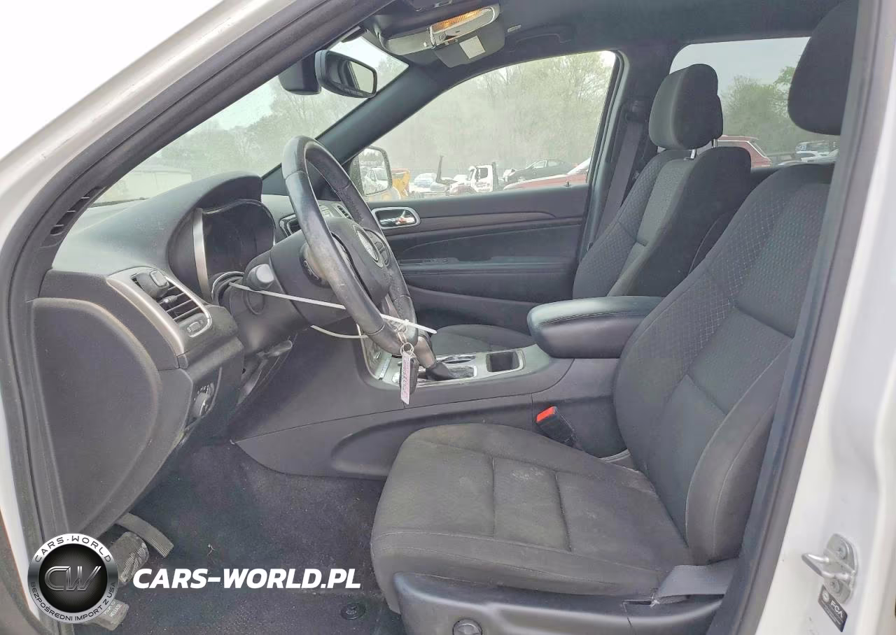 2022 Jeep Grand Cherokee Laredo E VIN:1C4RJEAG8NC153910 - 7