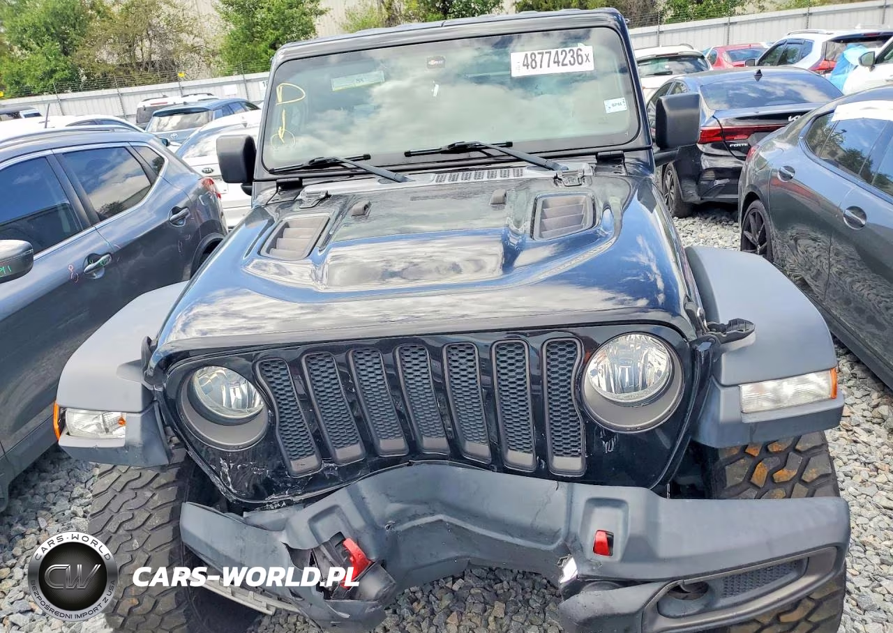2018 Jeep Wrangler Unlimited Rubicon VIN:1C4HJXFN4JW204245 - 5