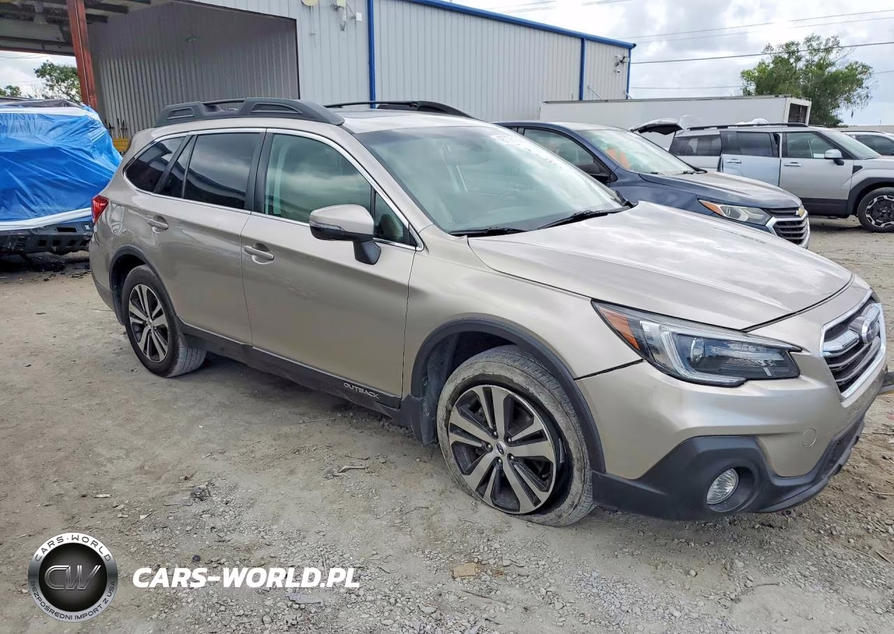 2018 Subaru Outback 2.5I Limited VIN:4S4BSANC1J3284729 - 4