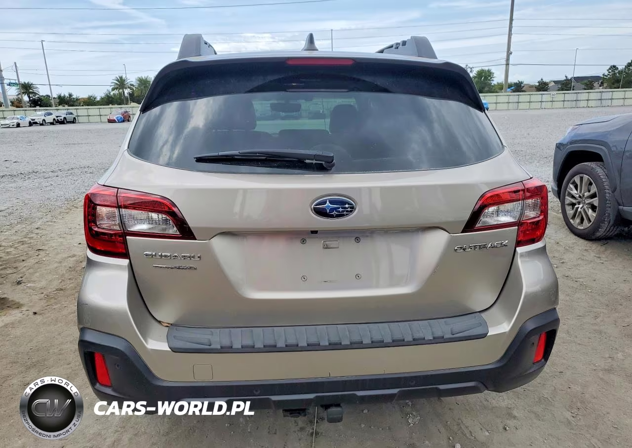 2018 Subaru Outback 2.5I Limited VIN:4S4BSANC1J3284729 - 6