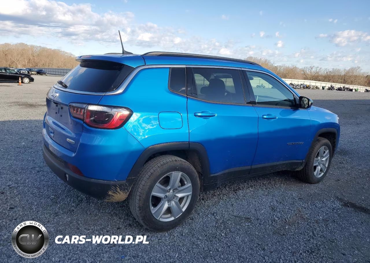 2022 Jeep Compass Latitude VIN:3C4NJDBB4NT152110 - 3