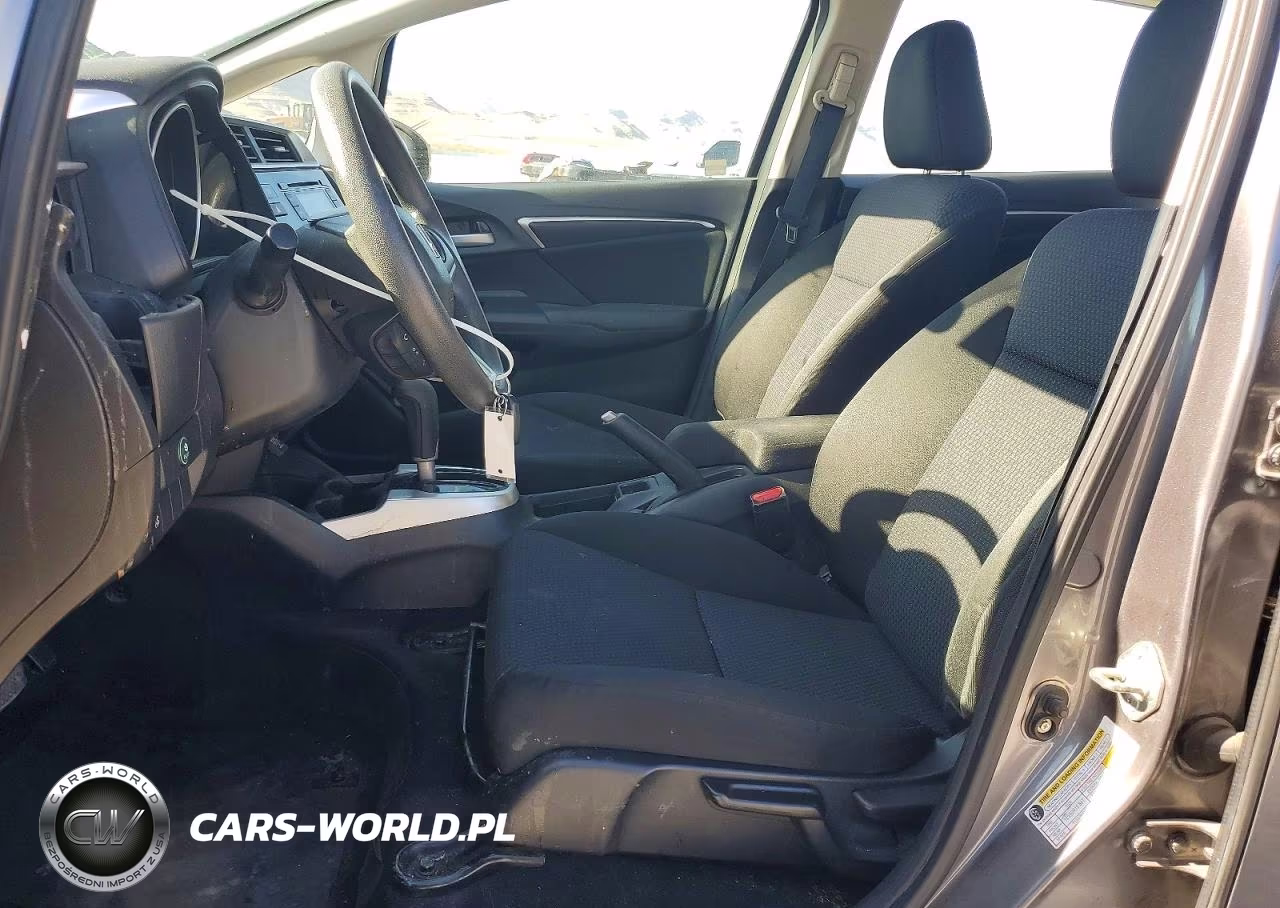 2019 Honda Fit Lx VIN:3HGGK5H41KM736847 - 7
