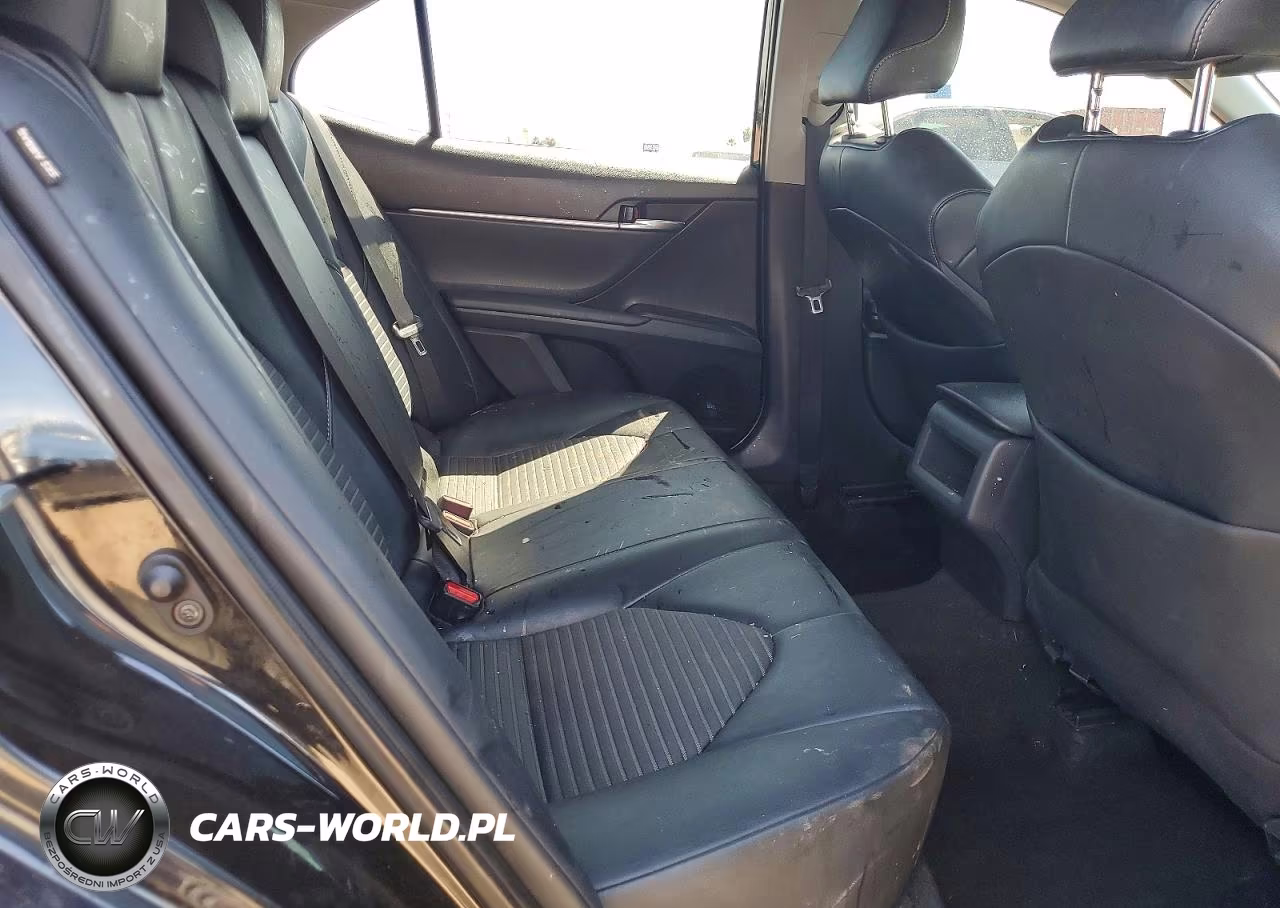 2021 Toyota Camry Se VIN:4T1G11AK1MU427828 - 10