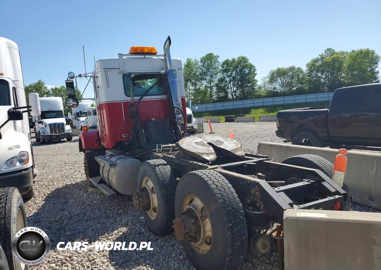 2000 Kenworth Construction T800 VIN:1XKDD09X2YJ831077 - 2