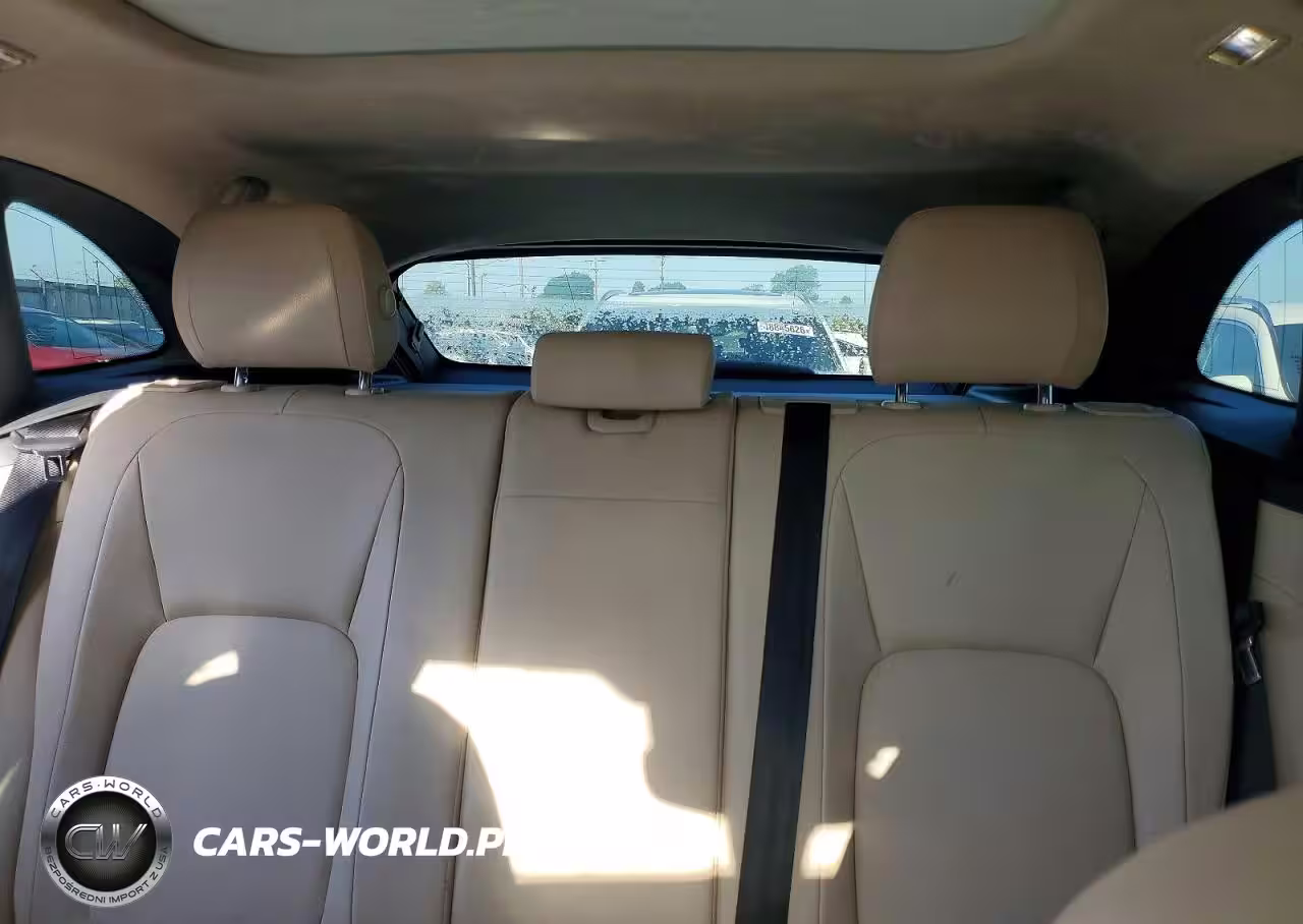 2020 Jaguar F-Pace Premium VIN:SADCJ2FX8LA633102 - 10