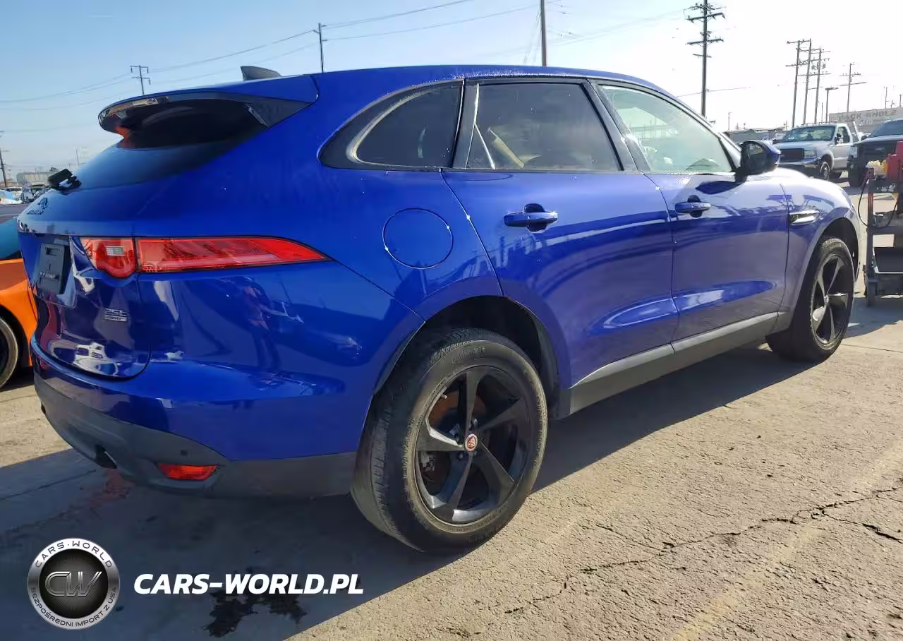 2020 Jaguar F-Pace Premium VIN:SADCJ2FX8LA633102 - 3